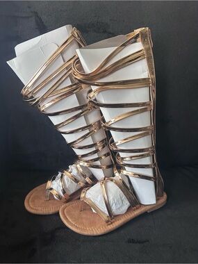 Forever 21 Metallic Rose Gold Gladiator Knee-High Sandals